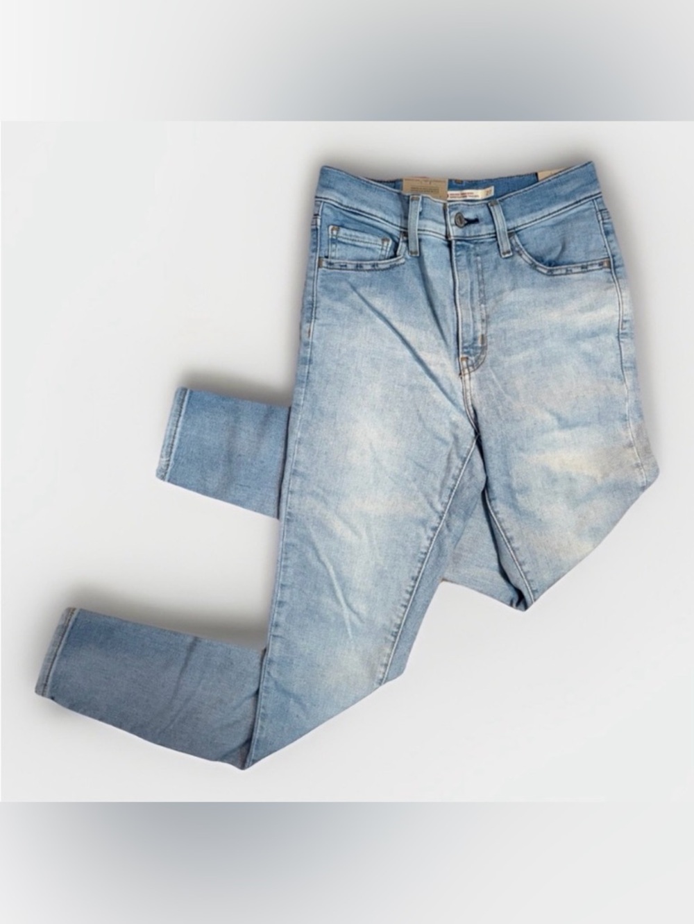 Levi’s 720 High-Rise Skinny Jeans – 27/28 – NWT